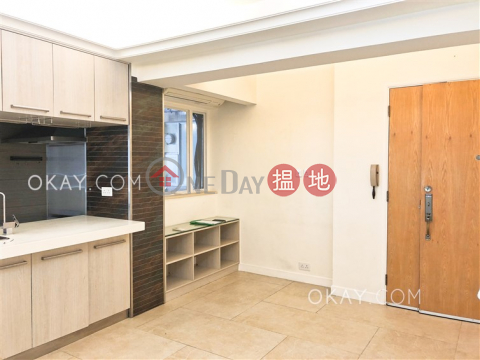 Popular 2 bedroom in Causeway Bay | Rental | Yee Hing Mansion 怡興大廈 _0