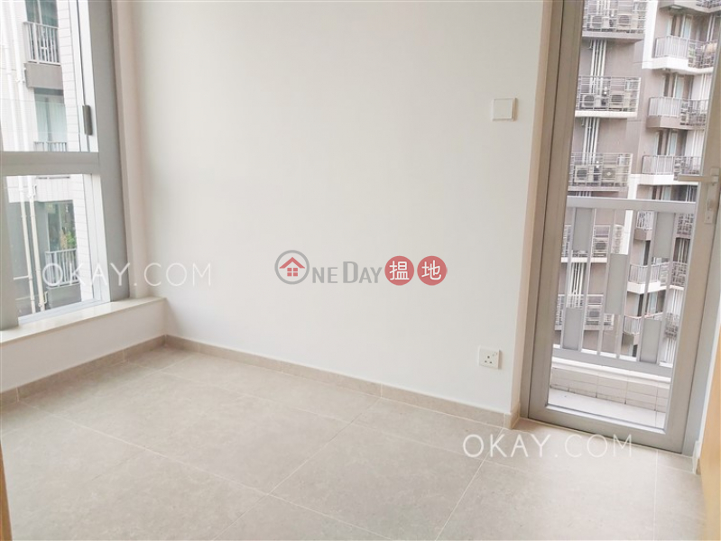 HK$ 26,000/ month | Resiglow Pokfulam | Western District | Popular 1 bedroom on high floor with balcony | Rental