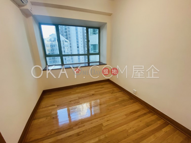 HK$ 36,000/ month Goldwin Heights | Western District | Nicely kept 3 bedroom in Mid-levels West | Rental
