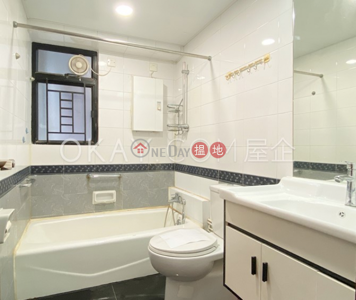 HK$ 22M, The Grand Panorama, Western District | Tasteful 3 bedroom in Mid-levels West | For Sale