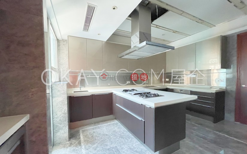 Property Search Hong Kong | OneDay | Residential, Sales Listings | Stylish 5 bedroom on high floor with balcony & parking | For Sale