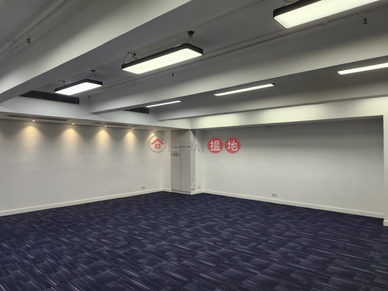 Property Search Hong Kong | OneDay | Office / Commercial Property | Rental Listings | 10th Floor Double Door Lift Lobby Entrance