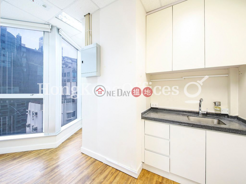 HK$ 126,336/ month | Sino Plaza Wan Chai District, Office Unit for Rent at Sino Plaza