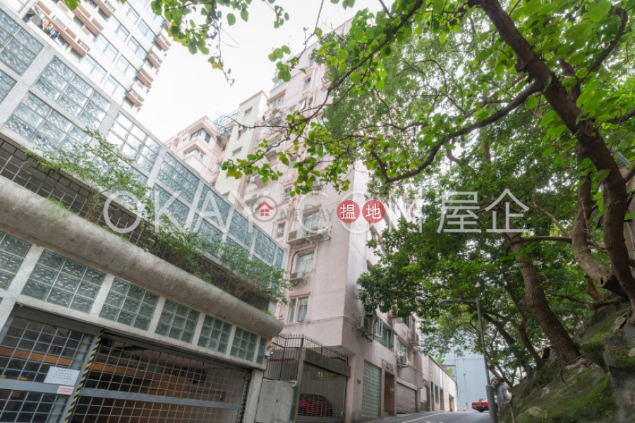 Intimate 3 bedroom with balcony | Rental, First Mansion 第一大廈 Rental Listings | Western District (OKAY-R60978)