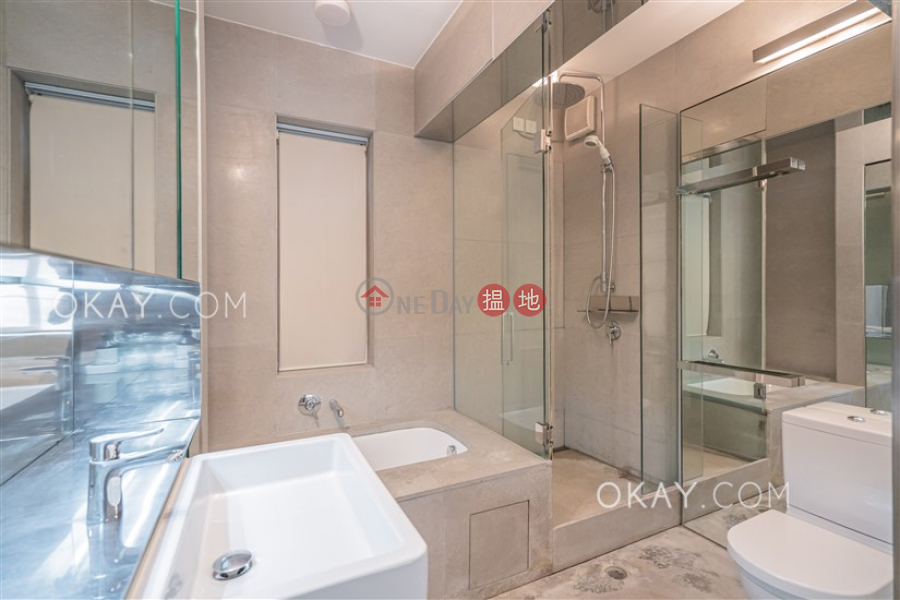 Charming 2 bedroom with balcony & parking | For Sale | Kam Fai Mansion 錦輝大廈 Sales Listings