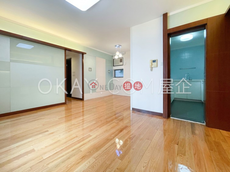 Nicely kept 3 bedroom on high floor | Rental | 123 Hollywood Road | Central District Hong Kong Rental, HK$ 35,000/ month