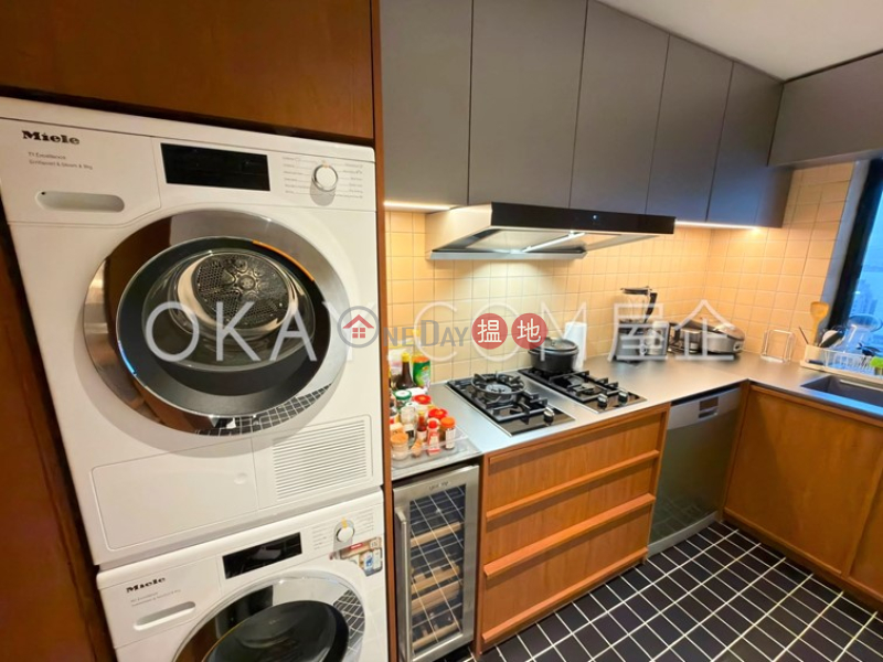 HK$ 19M Kenyon Court, Western District, Lovely 3 bedroom on high floor with parking | For Sale