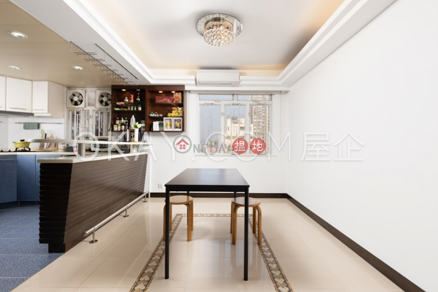 Efficient 3 bedroom on high floor | Rental | Wing Cheung Court 穎章大廈 Rental Listings