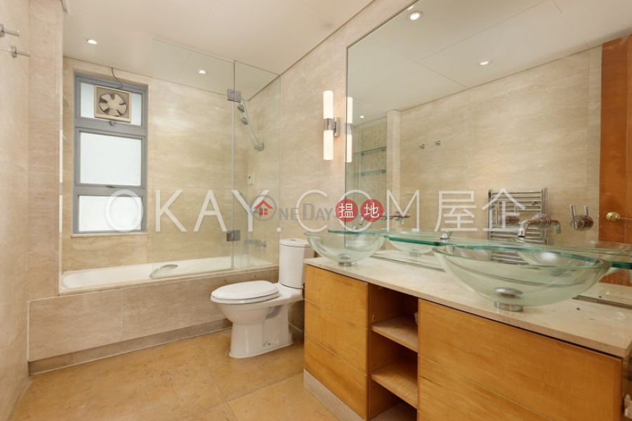 HK$ 65,000/ month | Phase 2 South Tower Residence Bel-Air Southern District | Beautiful 3 bedroom with balcony & parking | Rental