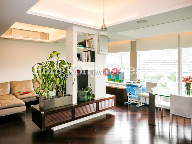 3 Bedroom Family Unit at Race Course Mansion | For Sale 93-95 Wong Nai Chung Road | Wan Chai District Hong Kong Sales | HK$ 25M