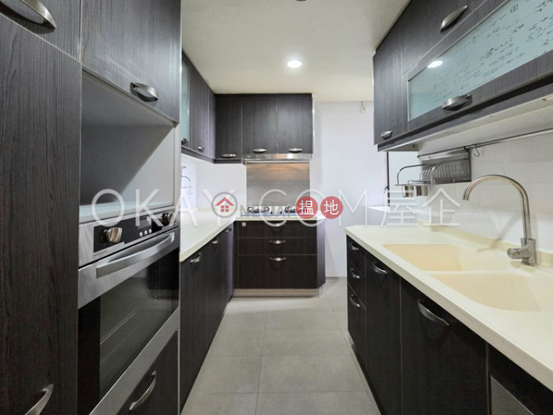 Practical 3 bedroom with balcony | Rental | Discovery Bay, Phase 5 Greenvale Village, Greenery Court (Block 1) 愉景灣 5期頤峰 靖山閣(1座) Rental Listings