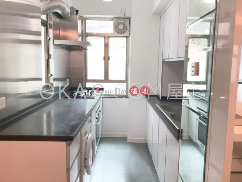 Property Search Hong Kong | OneDay | Residential | Sales Listings, Efficient 3 bedroom in Mid-levels West | For Sale