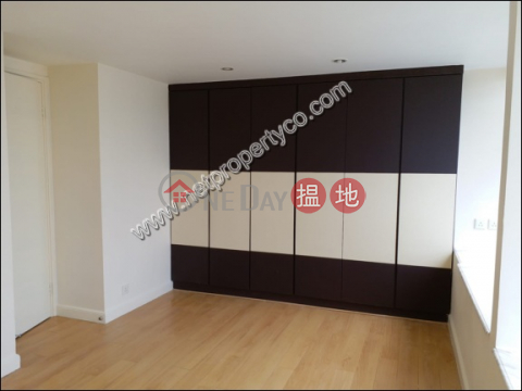 Large 2-bedroom unit for rent in Tai Koo, Block D (Flat 1 - 8) Kornhill 康怡花園 D座 (1-8室) | Eastern District (A067137)_0