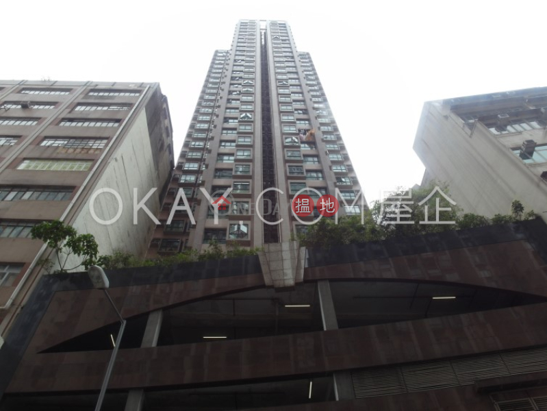 HK$ 10M | Wai Wah Court | Western District | Tasteful 2 bedroom on high floor with rooftop | For Sale