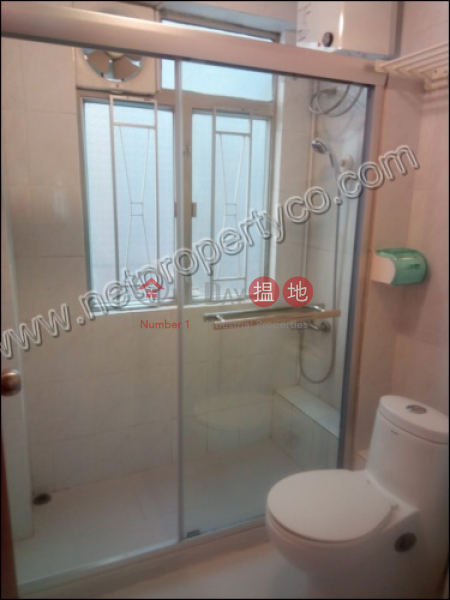 Chinese Building apartment for rent, 22-23 School Street 書館街22-23號 Rental Listings | Wan Chai District (A059062)