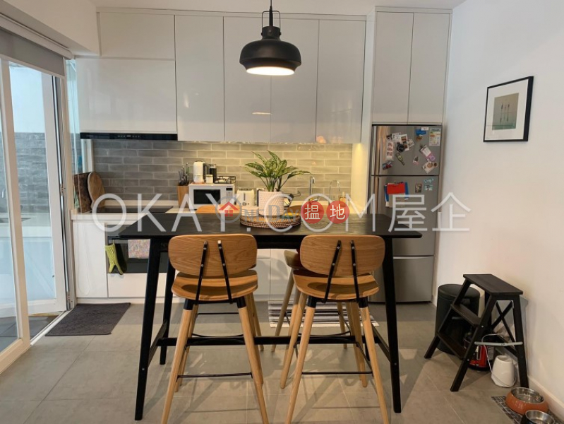 HK$ 26M Grand Court | Wan Chai District | Nicely kept 3 bedroom with terrace & parking | For Sale
