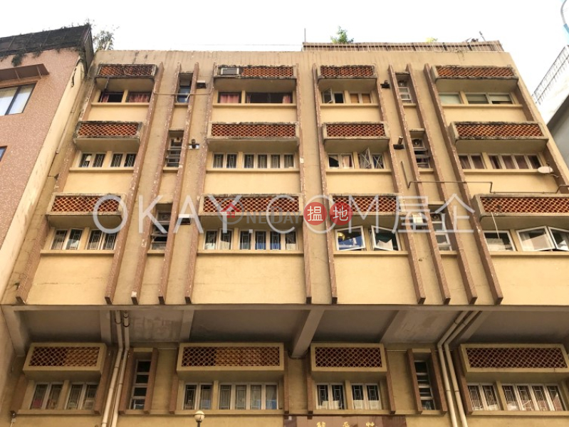 HK$ 27,000/ month | Beverly House Wan Chai District | Intimate 2 bedroom on high floor with rooftop | Rental