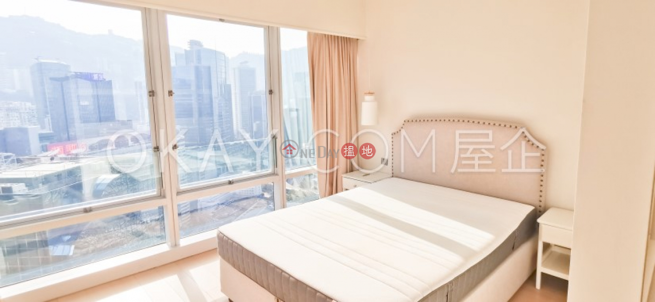 HK$ 10.5M | Convention Plaza Apartments, Wan Chai District Rare studio on high floor with sea views | For Sale