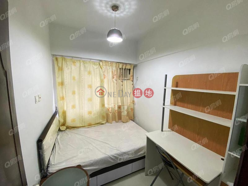HK$ 16,200/ month, Tonnochy Towers | Wan Chai District, Tonnochy Towers | 3 bedroom Flat for Rent