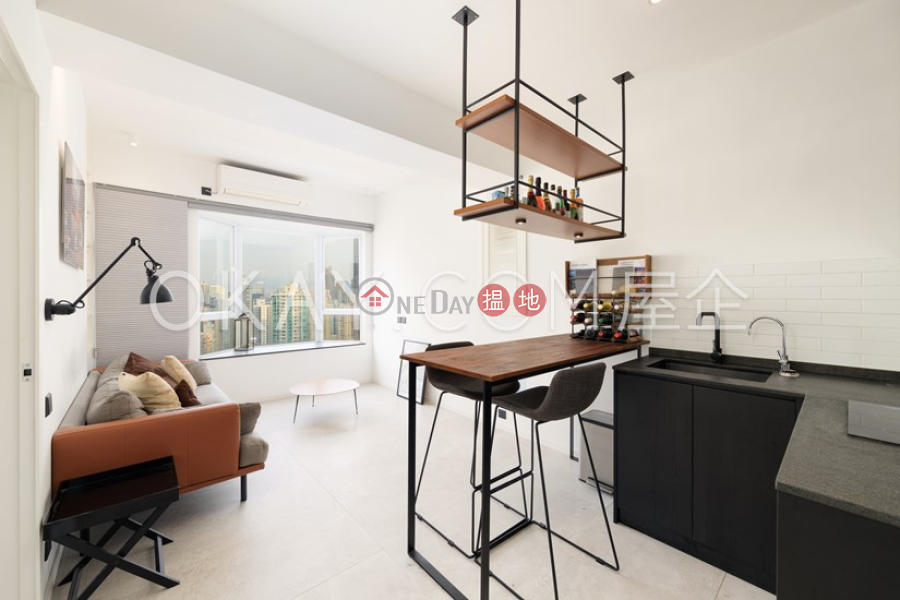 Property Search Hong Kong | OneDay | Residential Rental Listings | Elegant 2 bedroom on high floor with sea views | Rental