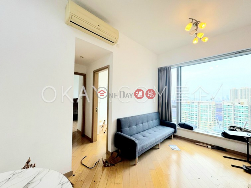 Property Search Hong Kong | OneDay | Residential Sales Listings Elegant 2 bedroom on high floor with harbour views | For Sale