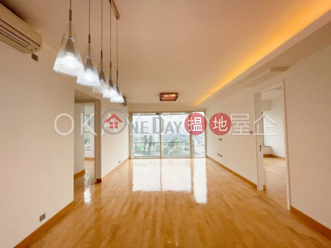 Exquisite 2 bedroom with balcony & parking | For Sale | ONE BEACON HILL PHASE2 畢架山一號2期 _0