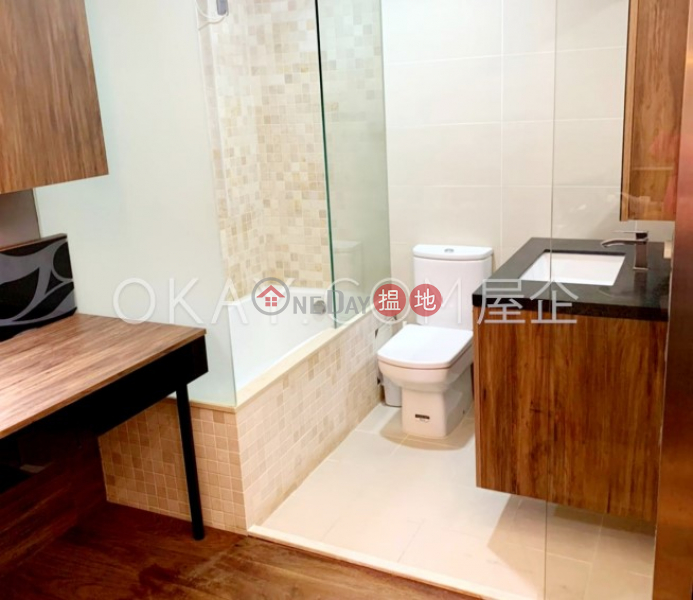HK$ 11M | Hong Kong Mansion, Wan Chai District | Nicely kept 3 bedroom in Causeway Bay | For Sale