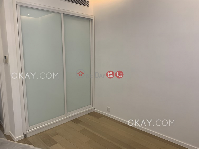 HK$ 89,000/ month Dynasty Court, Central District Unique 3 bedroom with balcony & parking | Rental