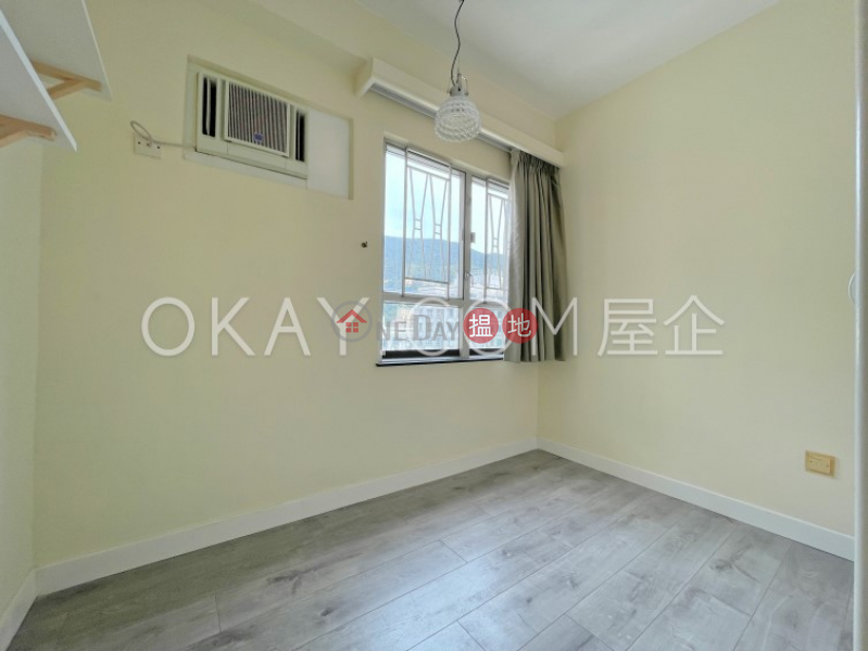 Property Search Hong Kong | OneDay | Residential Sales Listings Nicely kept 2 bedroom on high floor | For Sale