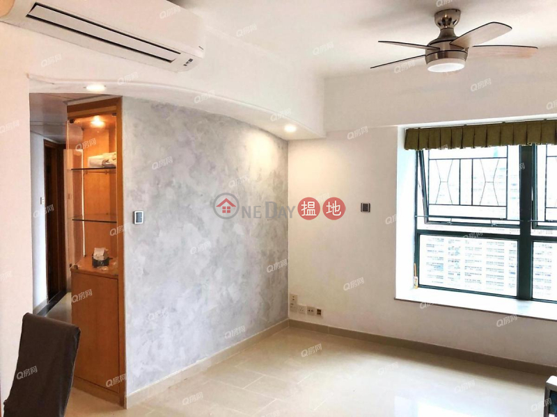 HK$ 25,000/ month Tower 1 Island Resort, Chai Wan District, Tower 1 Island Resort | 3 bedroom Mid Floor Flat for Rent