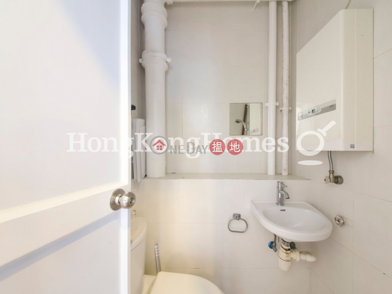 Property Search Hong Kong | OneDay | Residential | Rental Listings | 3 Bedroom Family Unit for Rent at Grand Garden