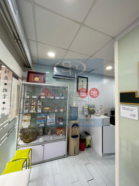 Kwai Hing Shop For Rent: Near Mtr, Previously Medical Clinic Tenant, Available To Visit Anytime, 100 Kwai Hing Road | Kwai Tsing District, Hong Kong, Rental | HK$ 17,000/ month