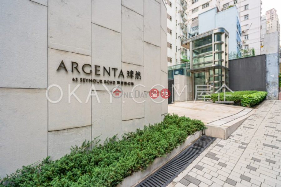 Beautiful 3 bedroom with balcony & parking | For Sale | Argenta 珒然 Sales Listings