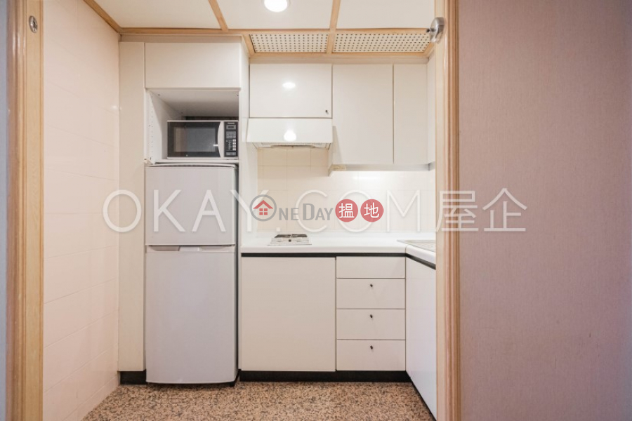 HK$ 30,000/ month, Convention Plaza Apartments | Wan Chai District Luxurious 1 bedroom on high floor | Rental