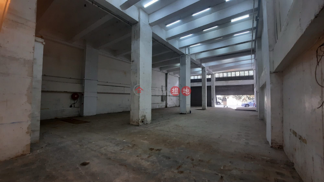 150M high-capacity power supply, extra-high ceilings, can accommodate 40-foot shipping containers. | Wah Wai Industrial Centre 華衛工貿中心 Sales Listings