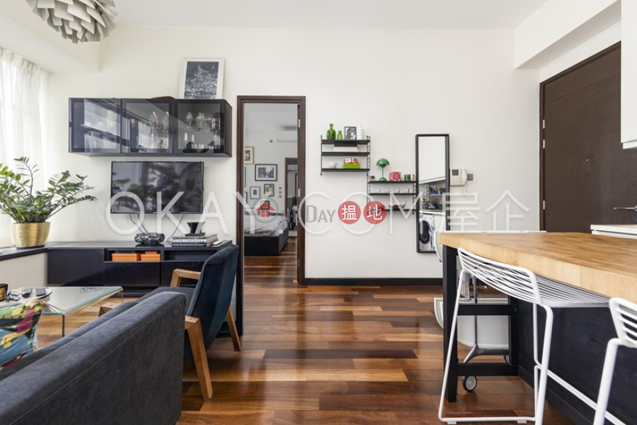 Lovely 2 bedroom on high floor with balcony | For Sale | 60 Johnston Road | Wan Chai District | Hong Kong | Sales | HK$ 12M