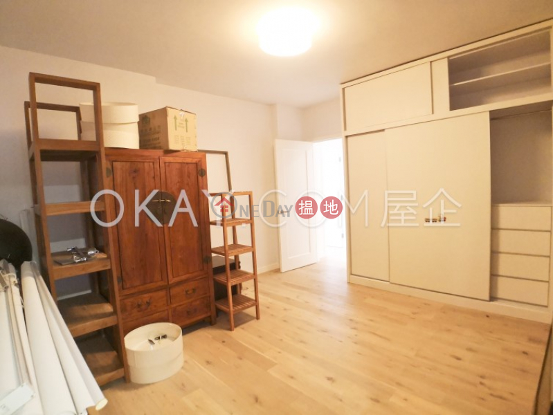 HK$ 105M, Leon Court Wan Chai District | Efficient 3 bedroom on high floor with parking | For Sale