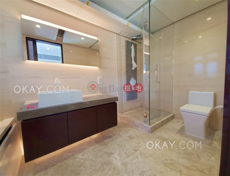Stylish house with balcony & parking | For Sale | 18 Pak Pat Shan Road | Southern District, Hong Kong, Sales HK$ 119M