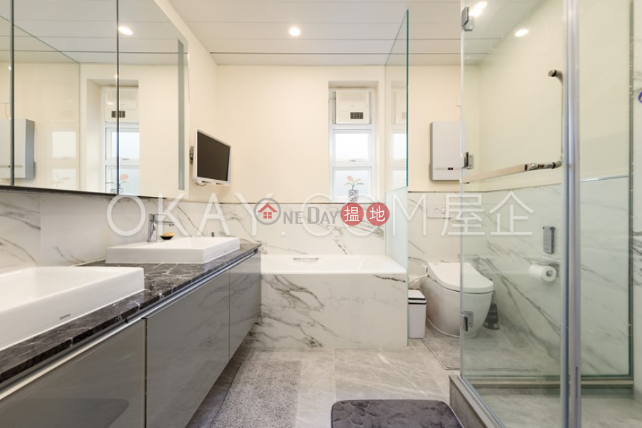 HK$ 115,000/ month | Villa Lotto Block A | Wan Chai District, Efficient 4 bedroom on high floor with parking | Rental
