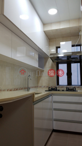 保德街2房，生活便利|6-12和合街 | 西區-香港-出租-HK$ 15,500/ 月