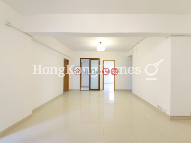 3 Bedroom Family Unit at Mansion Building | For Sale 842-850 King\'s Road | Eastern District | Hong Kong, Sales, HK$ 13M