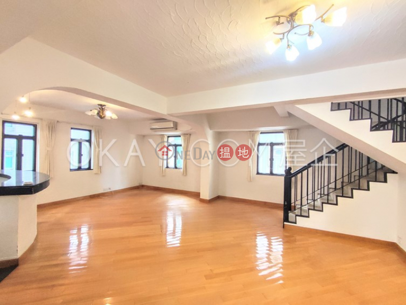 Tasteful 2 bedroom on high floor with rooftop & parking | For Sale, 39-41A Robinson Road | Western District | Hong Kong | Sales, HK$ 26M