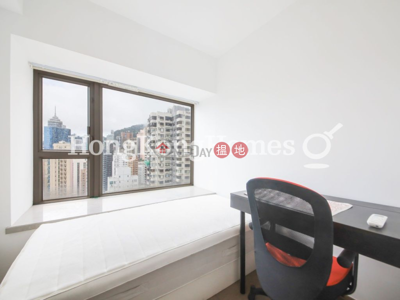 Property Search Hong Kong | OneDay | Residential, Rental Listings | 3 Bedroom Family Unit for Rent at Centre Point