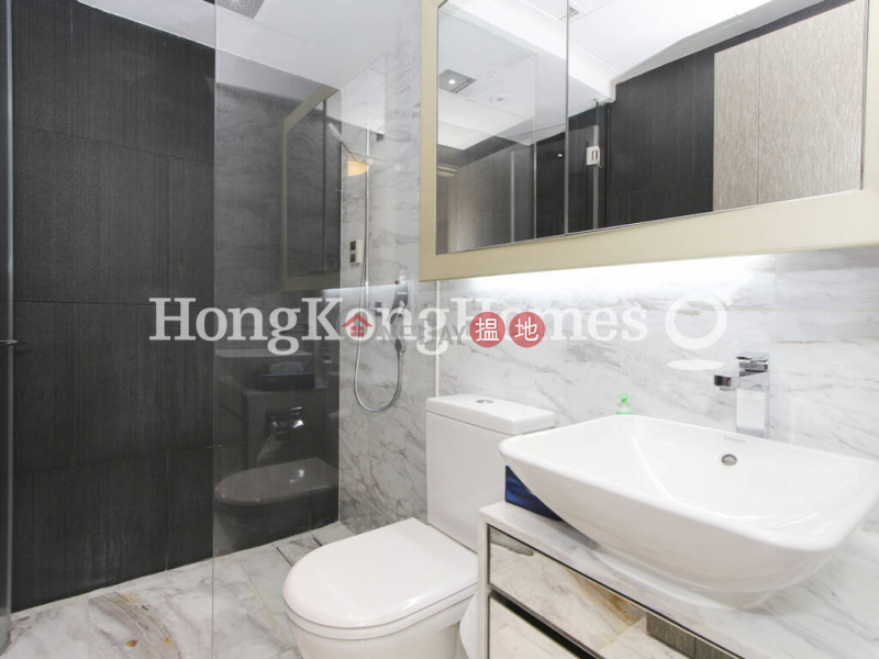 HK$ 38,000/ month | Centre Point, Central District | 3 Bedroom Family Unit for Rent at Centre Point