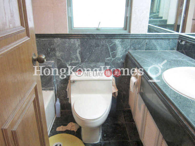 HK$ 32,000/ month Goldwin Heights Western District 3 Bedroom Family Unit for Rent at Goldwin Heights