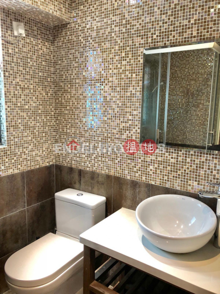 HK$ 25,000/ month | Caine Tower | Central District, 2 Bedroom Flat for Rent in Soho