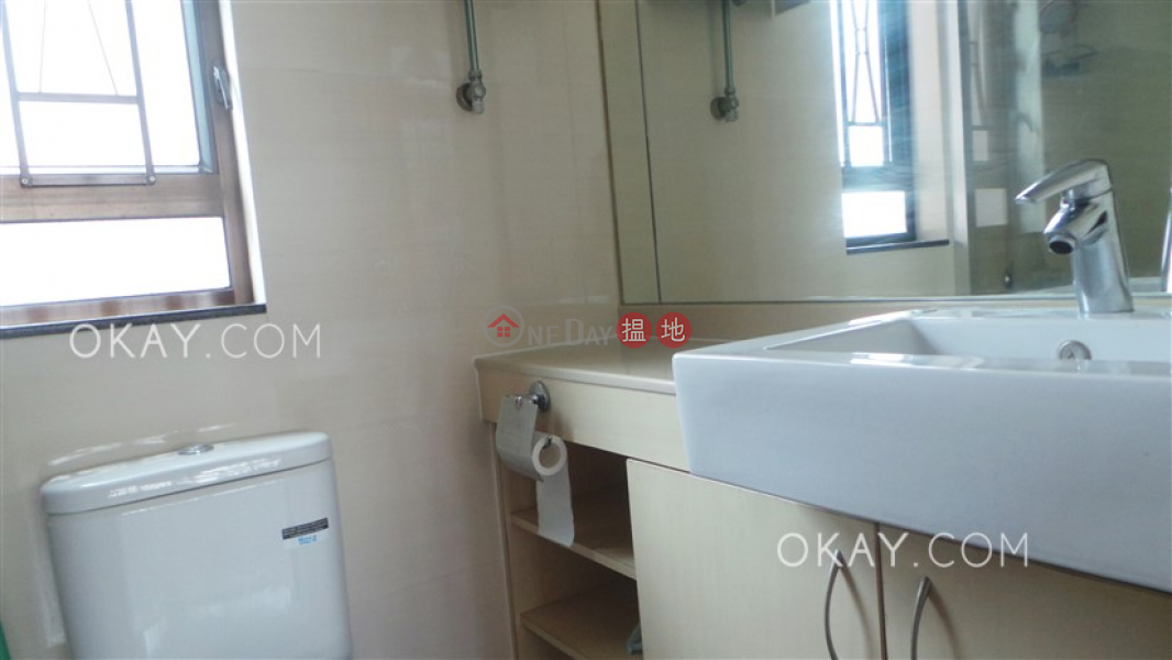 Gorgeous 3 bedroom in Ho Man Tin | For Sale | Kingsland Villa (Block A-B) 瓊林別墅 (A-B座) Sales Listings