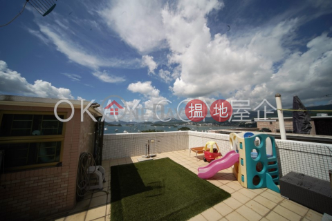 Elegant house with sea views, rooftop & balcony | For Sale | Tso Wo Hang Village House 早禾坑村屋 _0