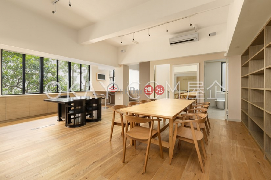 HK$ 25M Orlins Court Western District Tasteful 2 bedroom in Western District | For Sale
