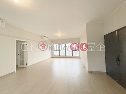 Exquisite 3 bedroom on high floor with parking | Rental | 2 Old Peak Road 舊山頂道2號 _0